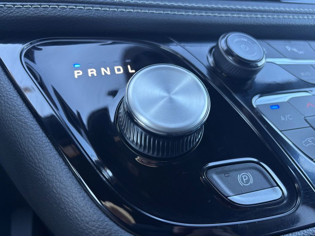 New 2026 Chrysler Pacifica Select image 31