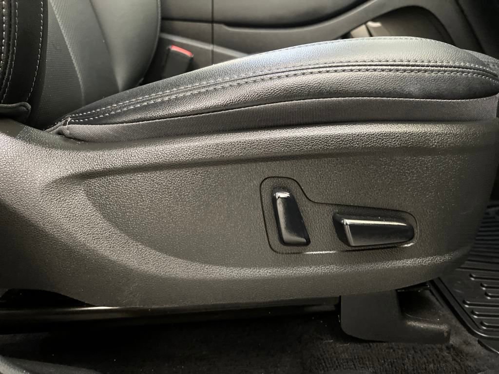 Used 2023 Hyundai Santa Fe SEL Premium image 24