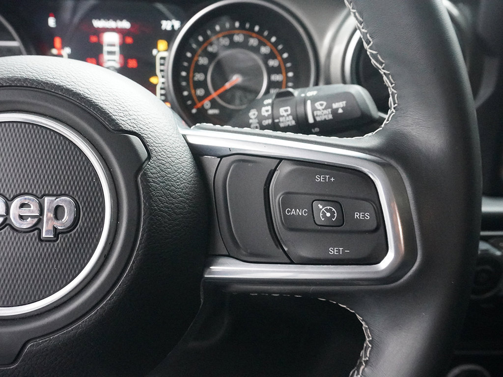 Used 2022 Jeep Wrangler Unlimited Sahara AWD/4WD image 40