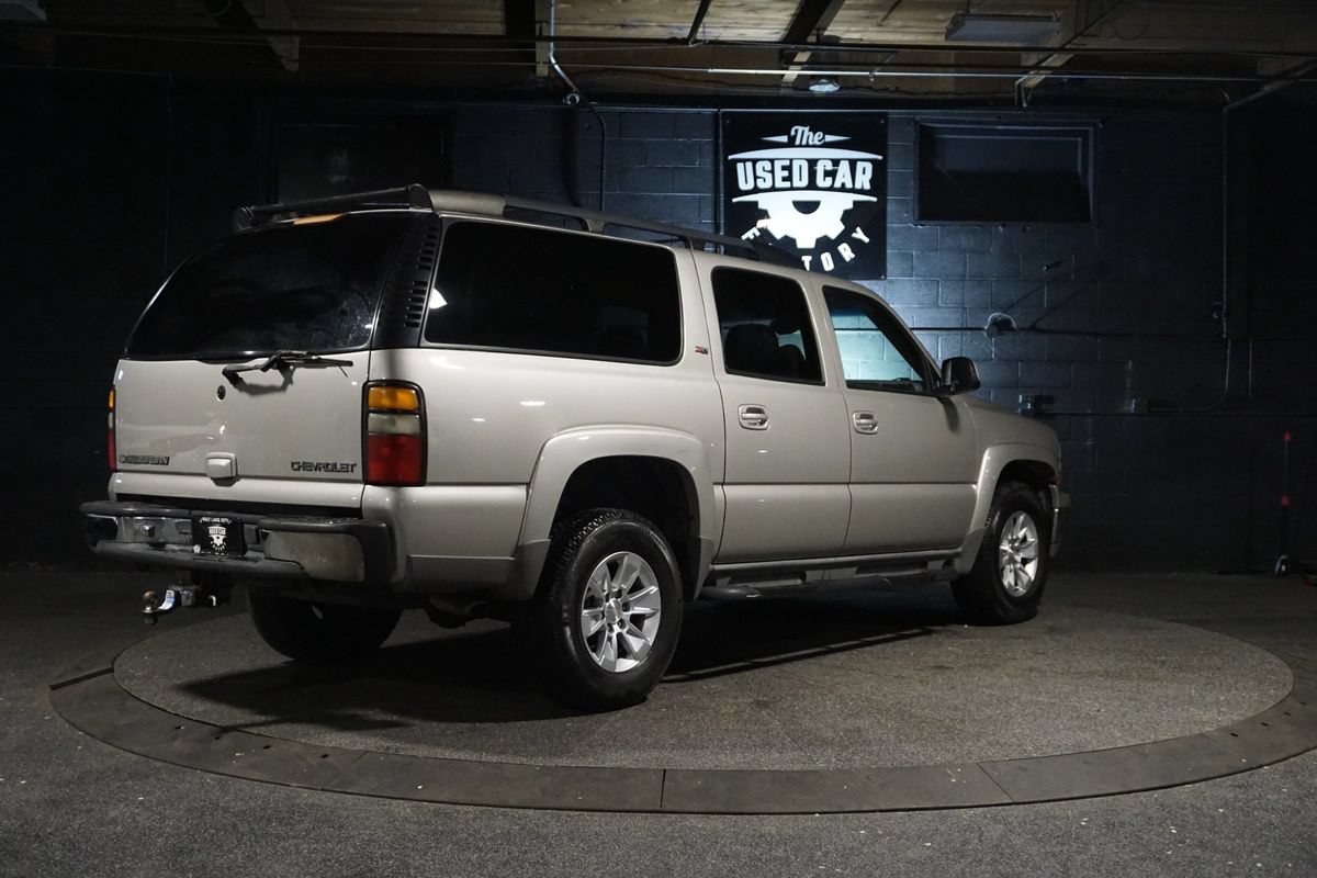 Used 2005 Chevrolet Suburban Z71 w/ Preferred Equipment Group AWD/4WD image 6