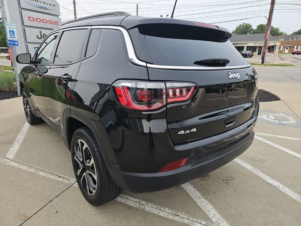 Certified 2022 Jeep Compass Limited AWD/4WD image 12