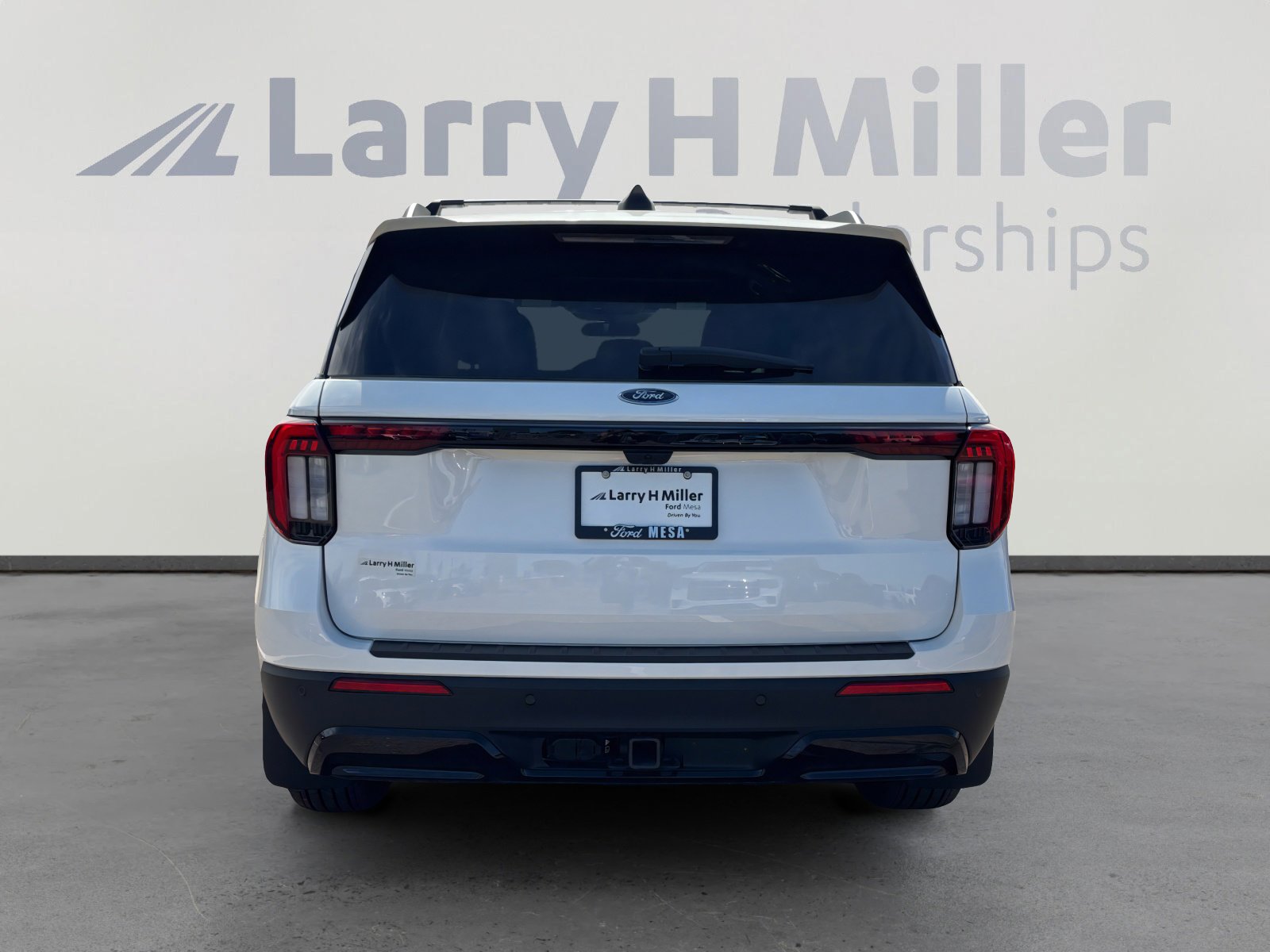 New 2025 Ford Explorer ST-Line image 4