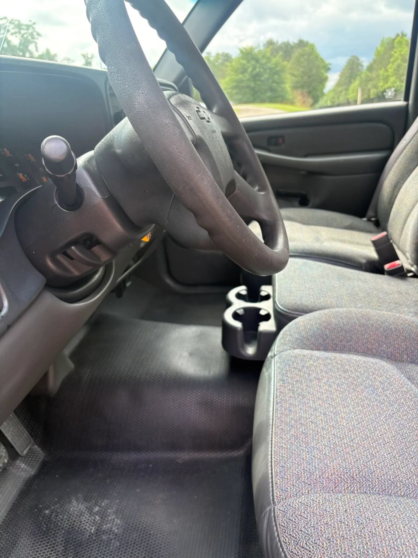 Used 2003 Chevrolet Silverado 1500 W/T RWD image 17