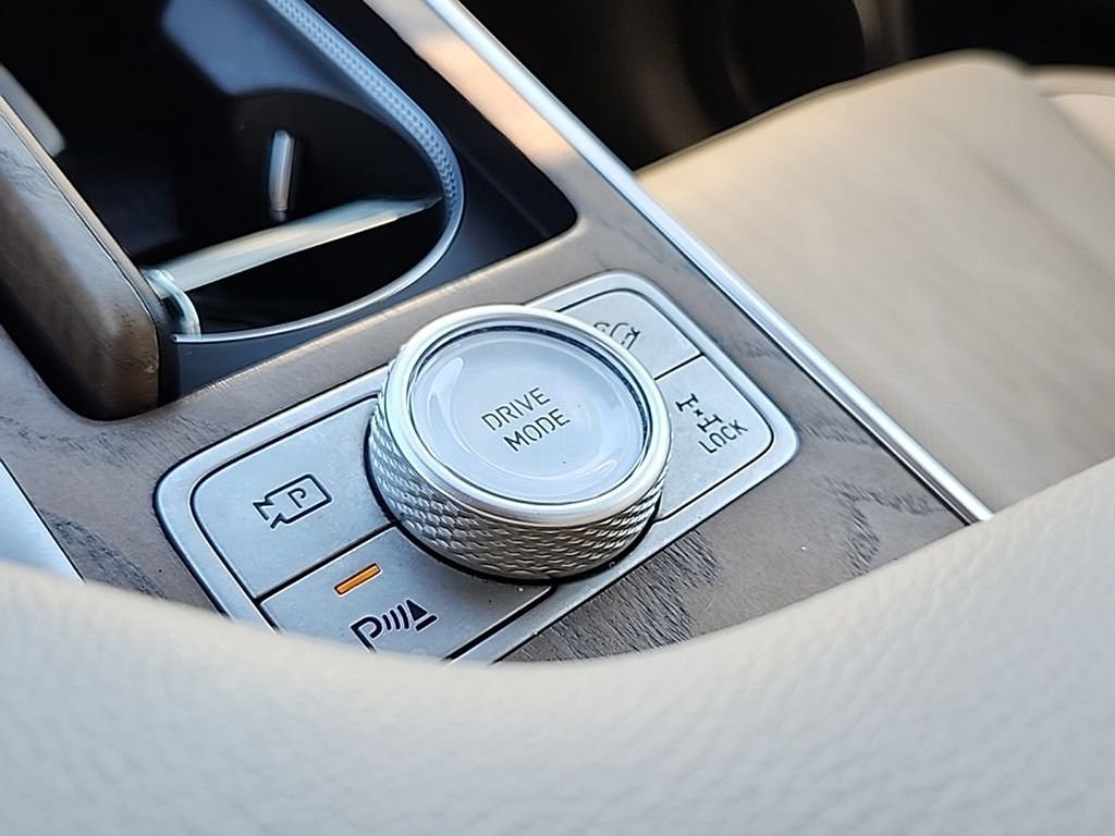 Used 2023 Genesis GV80 2.5T w/ Prestige Package image 23