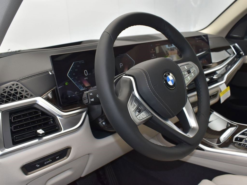 New 2026 BMW X7 xDrive40i w/ Executive Package image 12