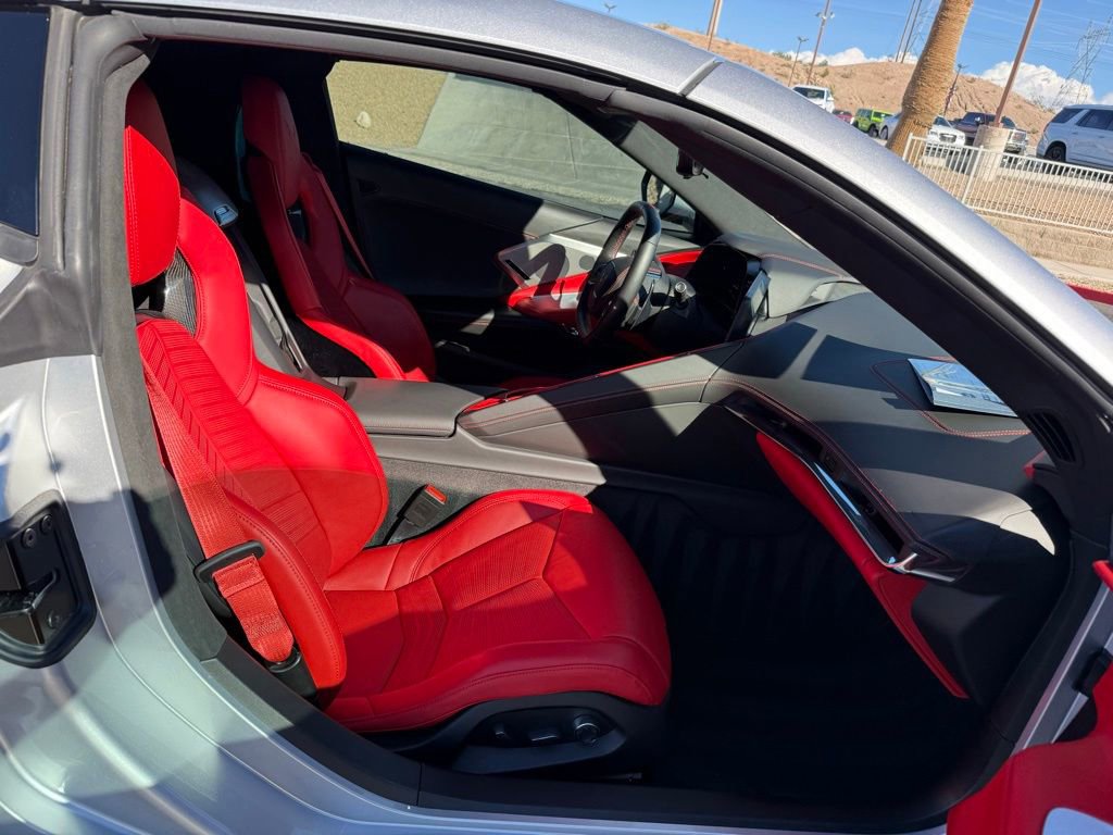 Used 2020 Chevrolet Corvette Stingray Premium Cpe w/ 3LT Preferred Equipment Group image 14