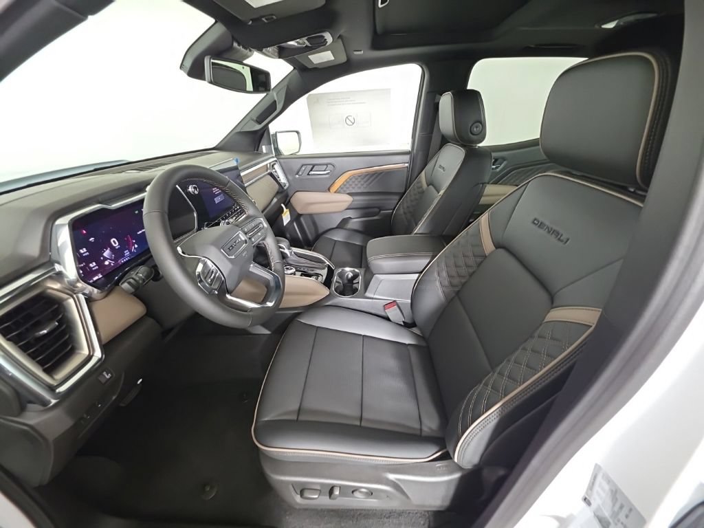New 2026 GMC Canyon Denali AWD/4WD image 10
