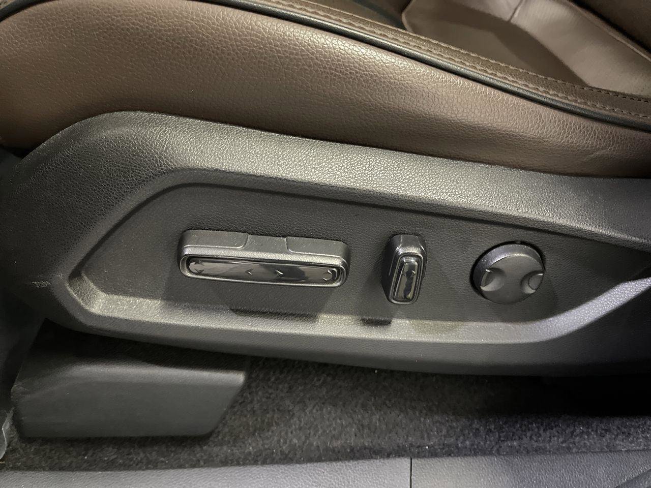 Used 2024 Honda Pilot Elite image 12