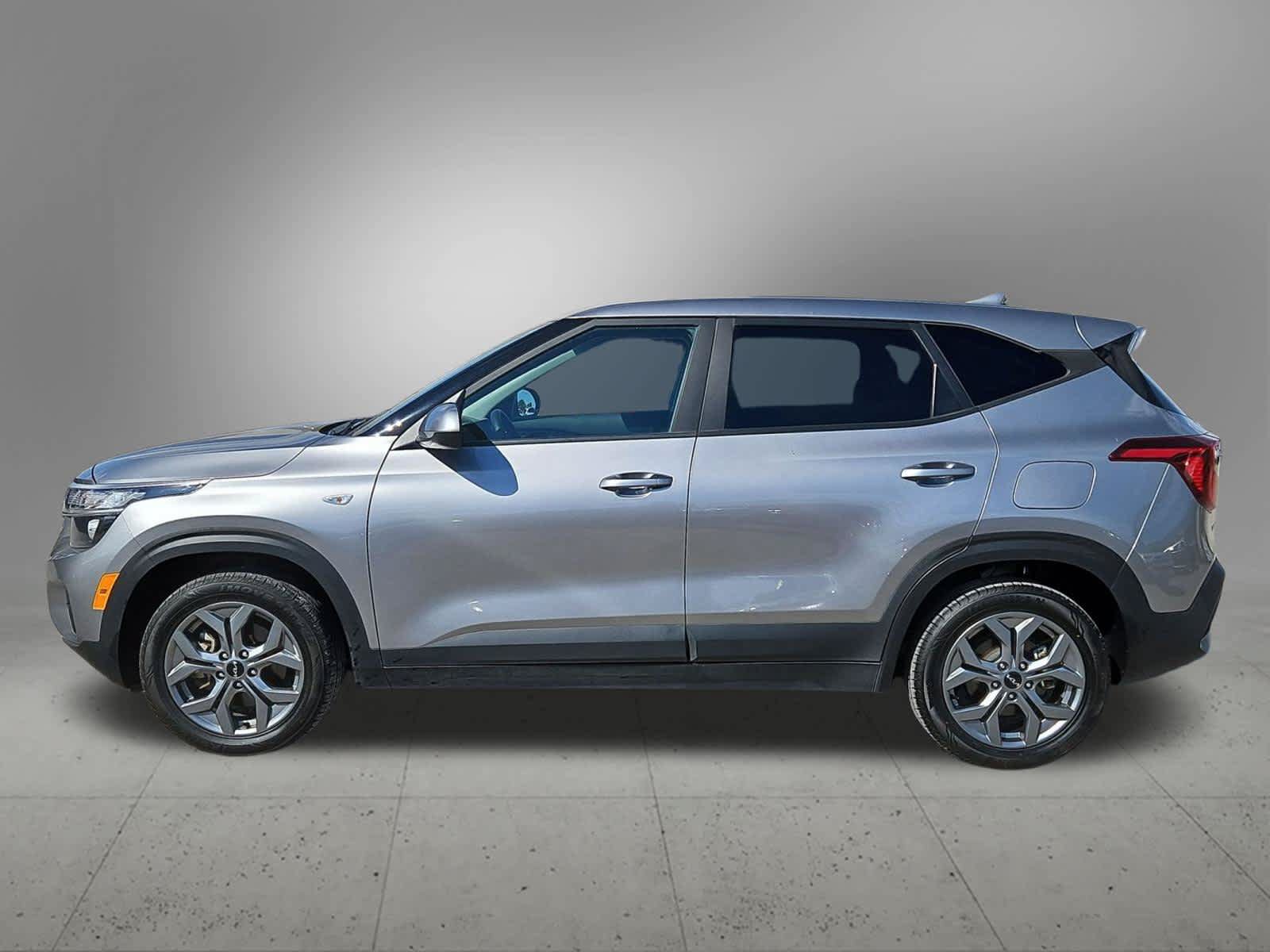 Certified 2024 Kia Seltos LX AWD/4WD image 3