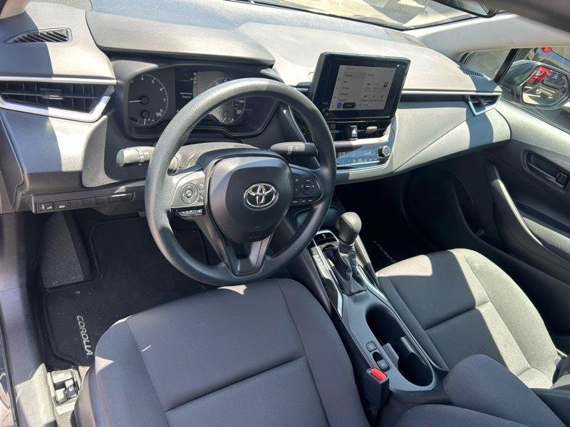 Used 2025 Toyota Corolla LE FWD image 8