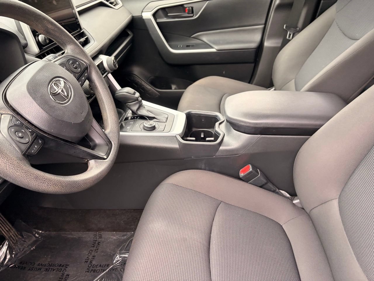 Used 2023 Toyota RAV4 LE AWD/4WD image 15