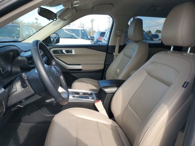 Certified 2023 Ford Explorer XLT w/ Equipment Group 202A image 8