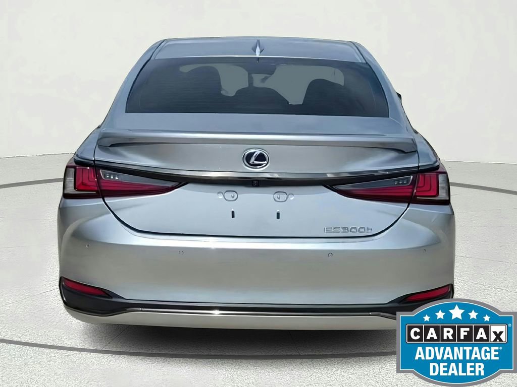 Used 2022 Lexus ES 300h F Sport FWD image 4