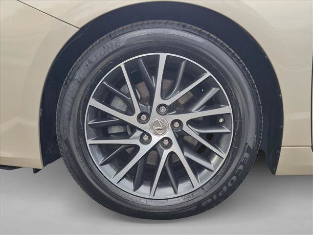 Used 2016 Lexus ES 350 w/ Luxury Package w/Wood Trim FWD image 23