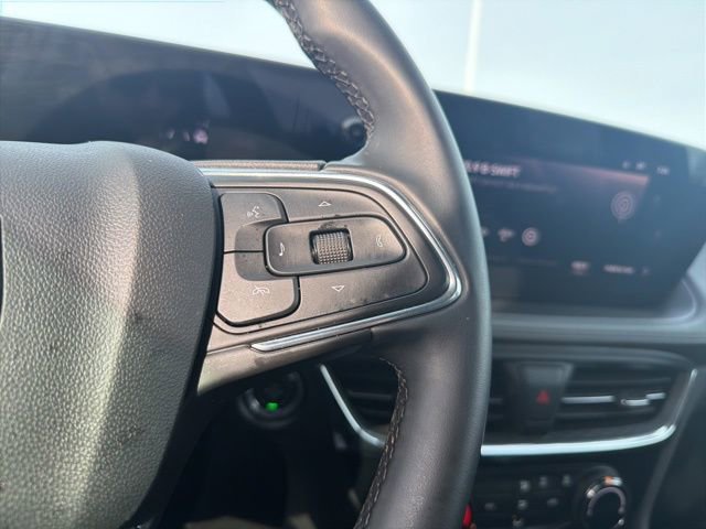 Used 2025 Buick Encore GX Sport Touring image 39