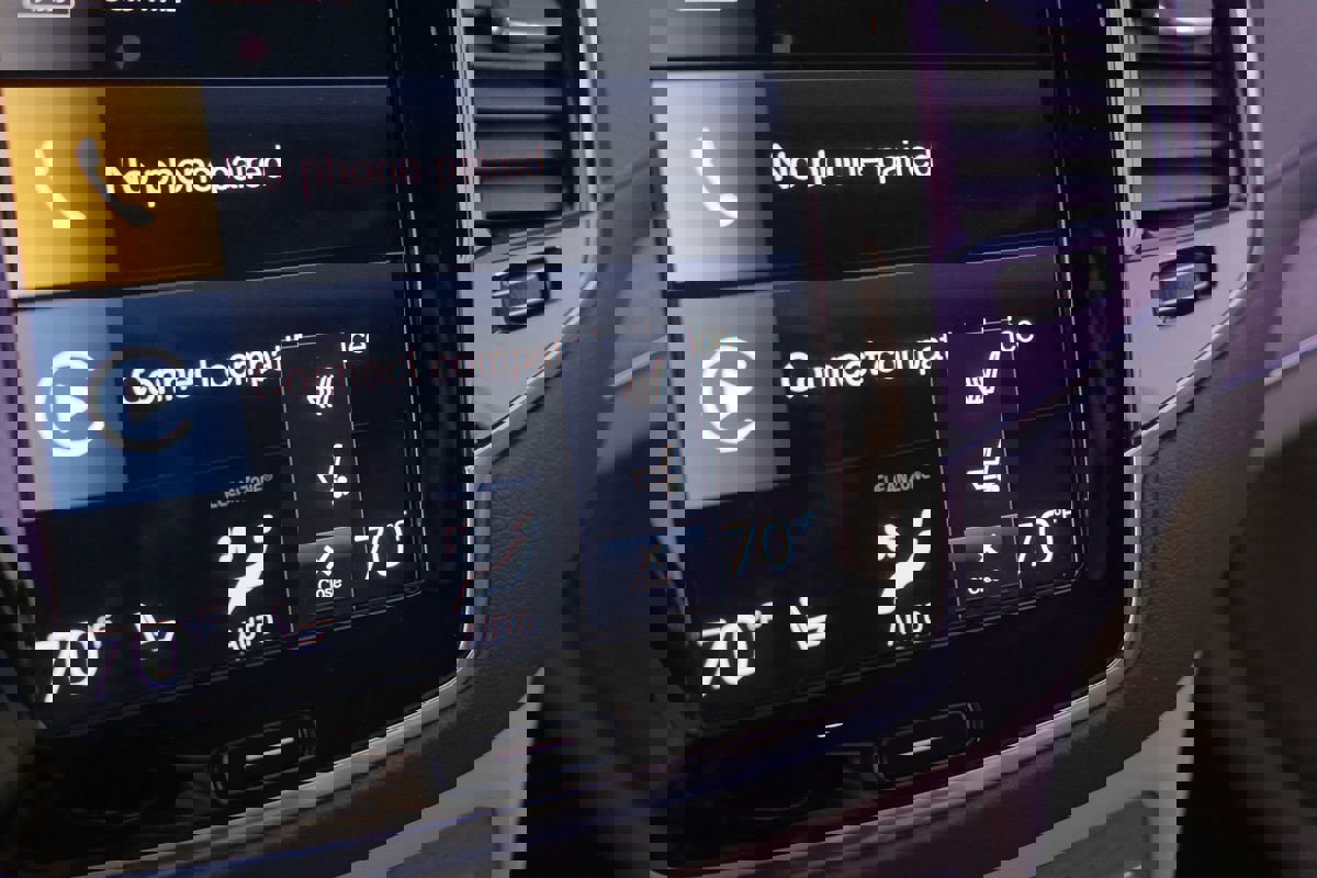 Used 2020 Volvo XC90 T8 Inscription w/ Protection Package Premier image 17