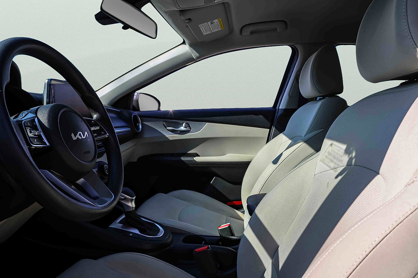 Certified 2023 Kia Forte LXS w/ LXS Technology Package image 9