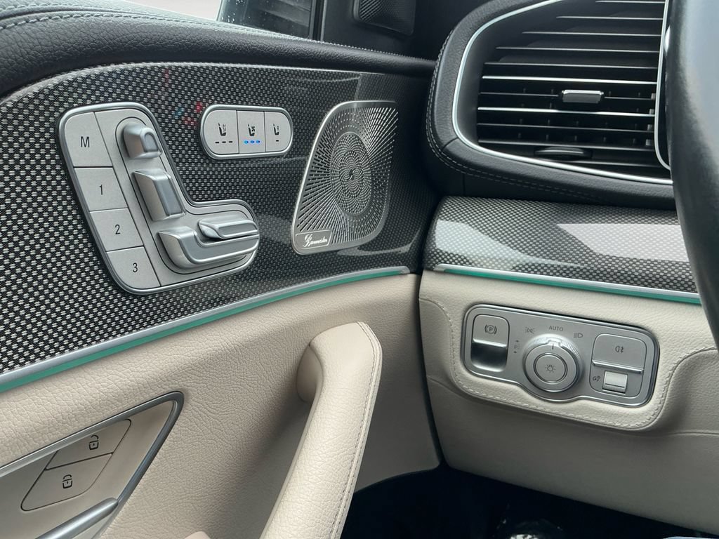 Used 2023 Mercedes-Benz GLS 450 4MATIC image 20