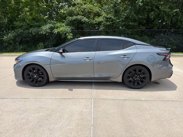 Used 2019 Nissan Maxima SR w/ Premium Package FWD image 2