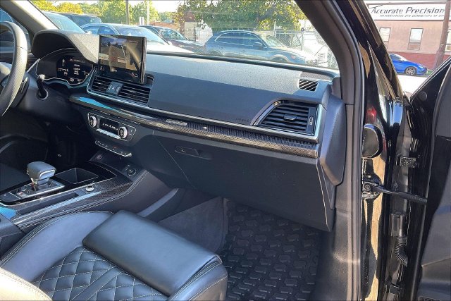 Certified 2024 Audi SQ5 Premium Plus w/ Premium Plus Package AWD/4WD image 16