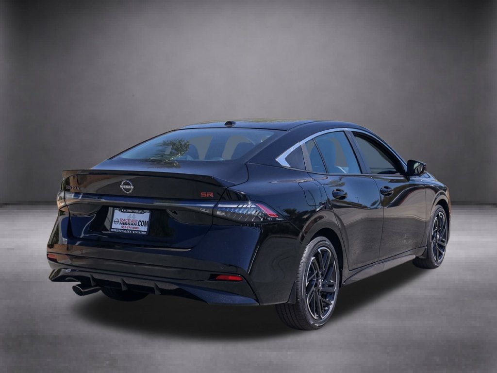 New 2026 Nissan Sentra SR w/ SR Premium Package FWD image 4