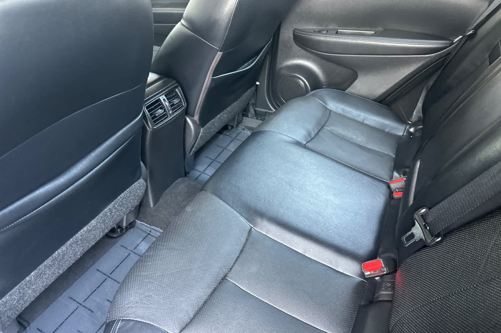 Used 2020 Nissan Rogue Sport SL AWD/4WD image 4