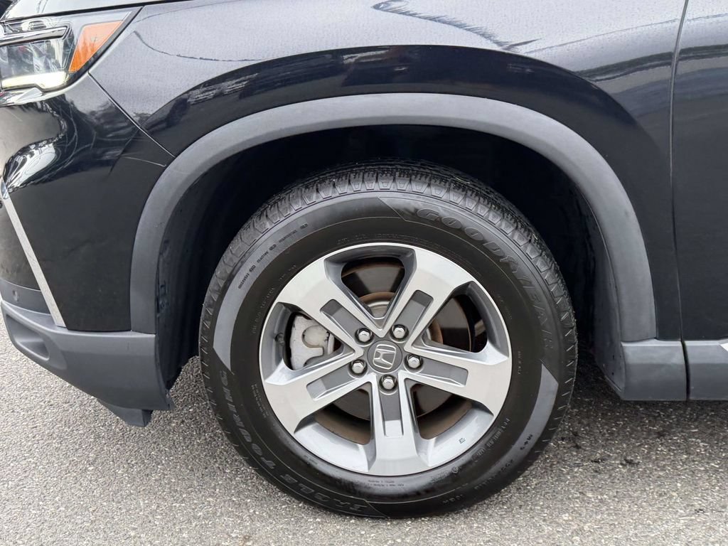Used 2024 Honda Pilot EX-L image 11