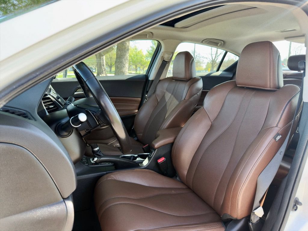 Used 2020 Acura ILX FWD image 16