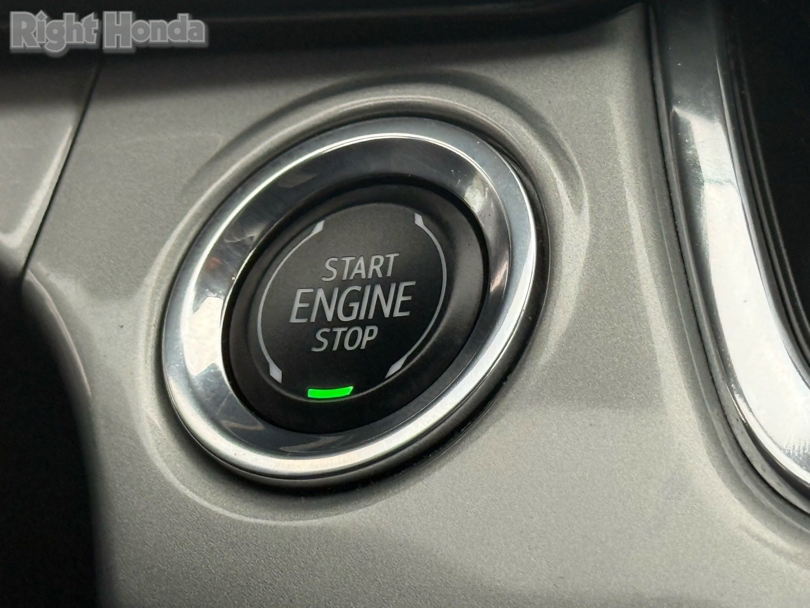 Used 2025 Chevrolet Trax LT image 25