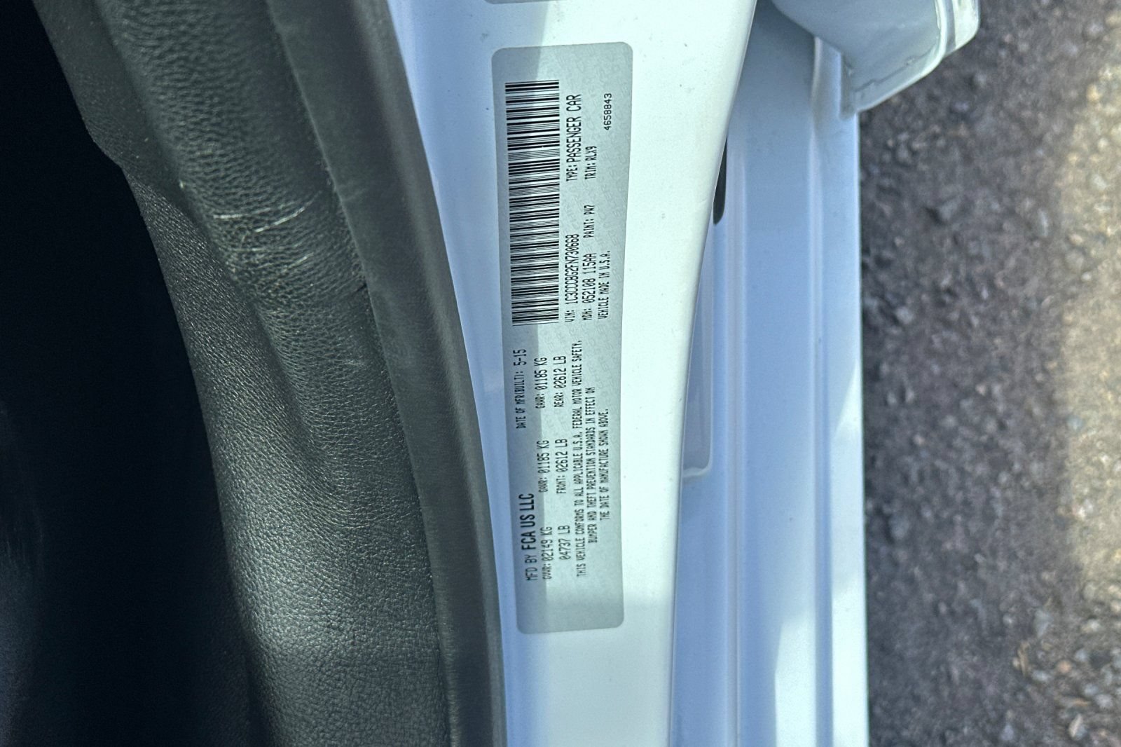 Used 2015 Chrysler 200 S FWD image 30