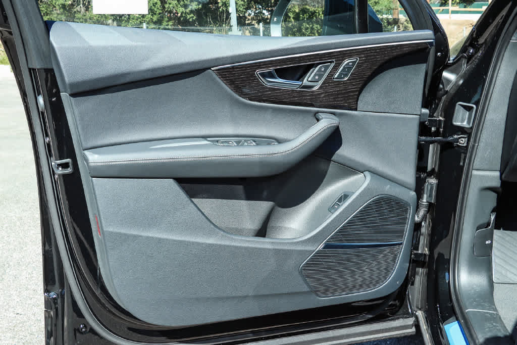 New 2026 Audi Q7 Premium Plus AWD/4WD image 28
