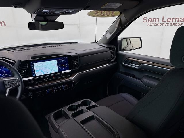Used 2025 Chevrolet Silverado 1500 LT image 26