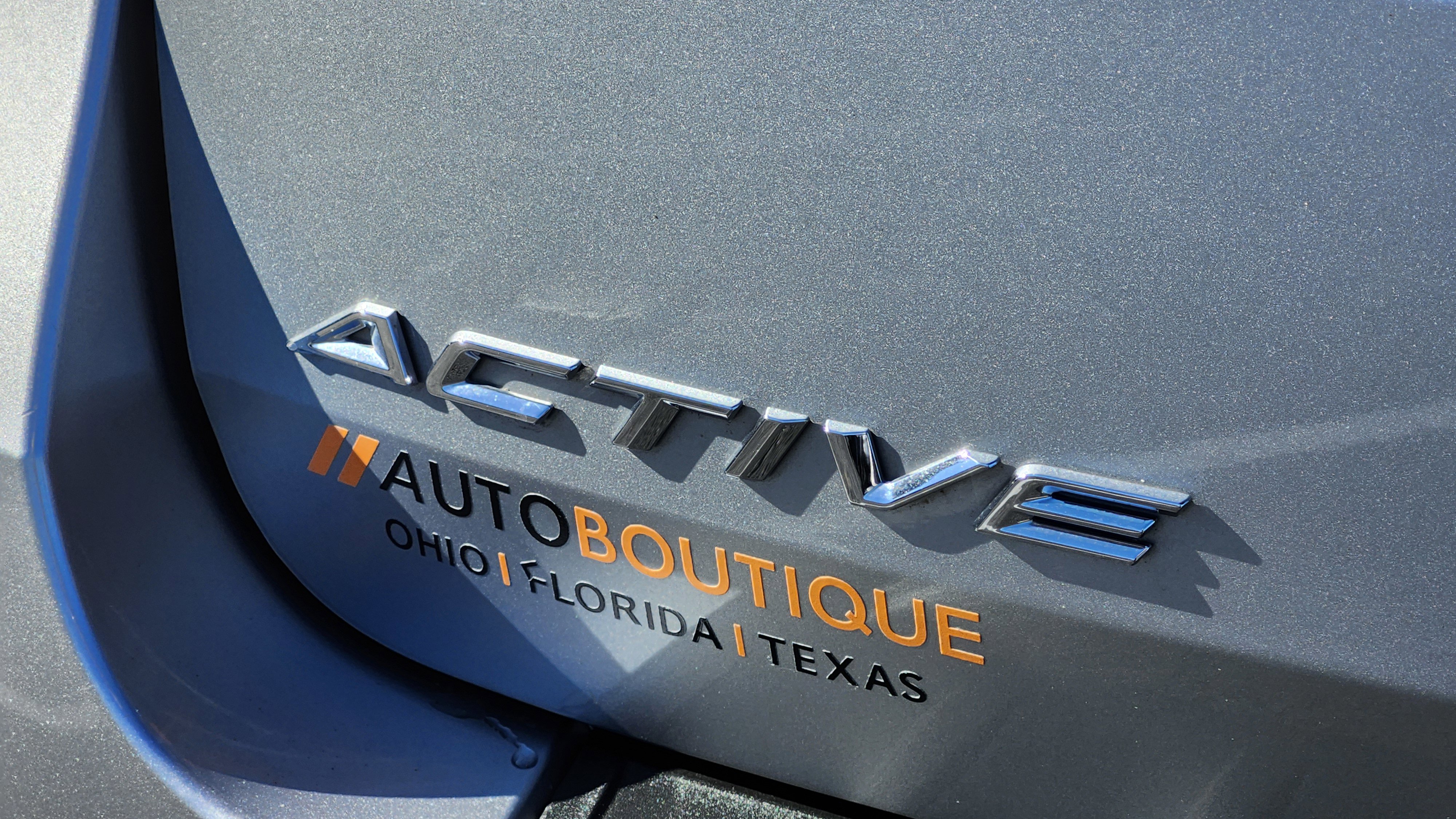 Used 2025 Ford Explorer Active image 17