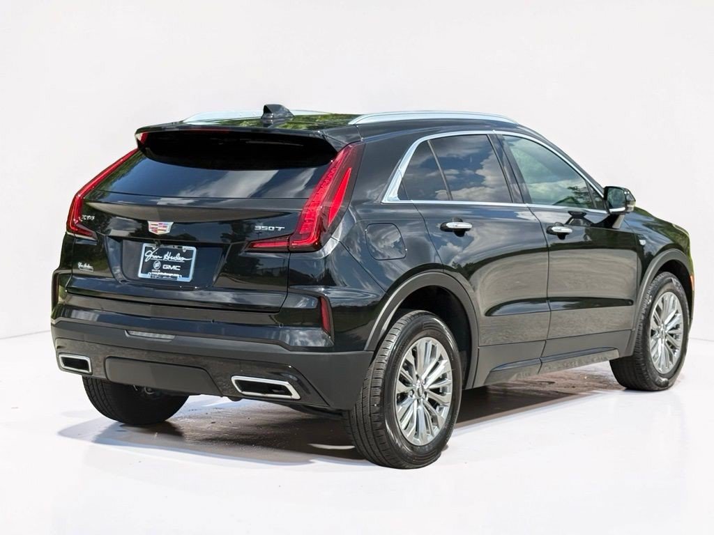 Certified 2025 Cadillac XT4 Premium Luxury FWD image 14