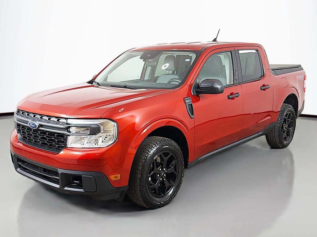 Used 2023 Ford Maverick XLT w/ Equipment Group 300A Standard AWD/4WD image 3