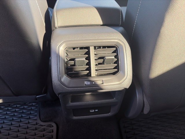 Certified 2023 Volkswagen Taos SE AWD/4WD image 19
