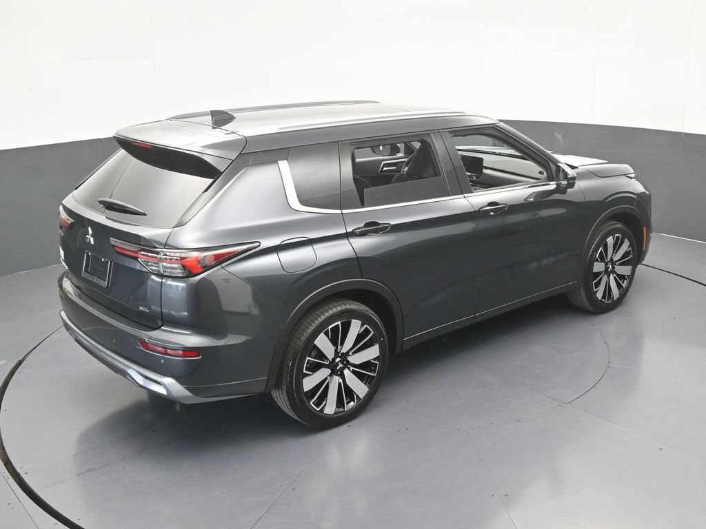 New 2026 Mitsubishi Outlander SEL FWD image 57