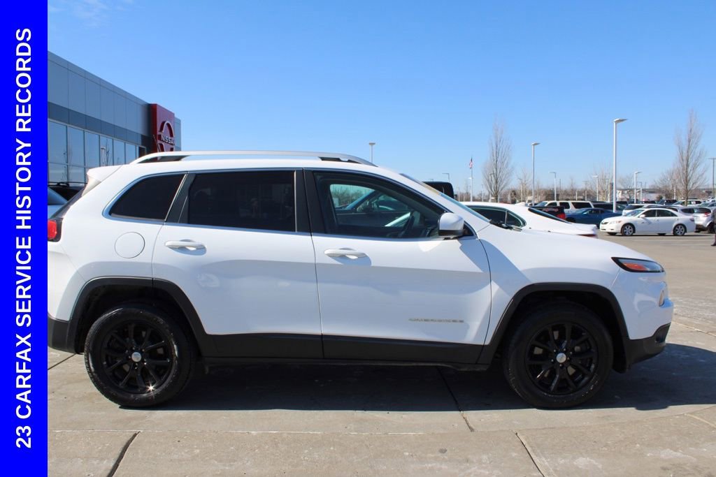 Used 2018 Jeep Cherokee Latitude image 6