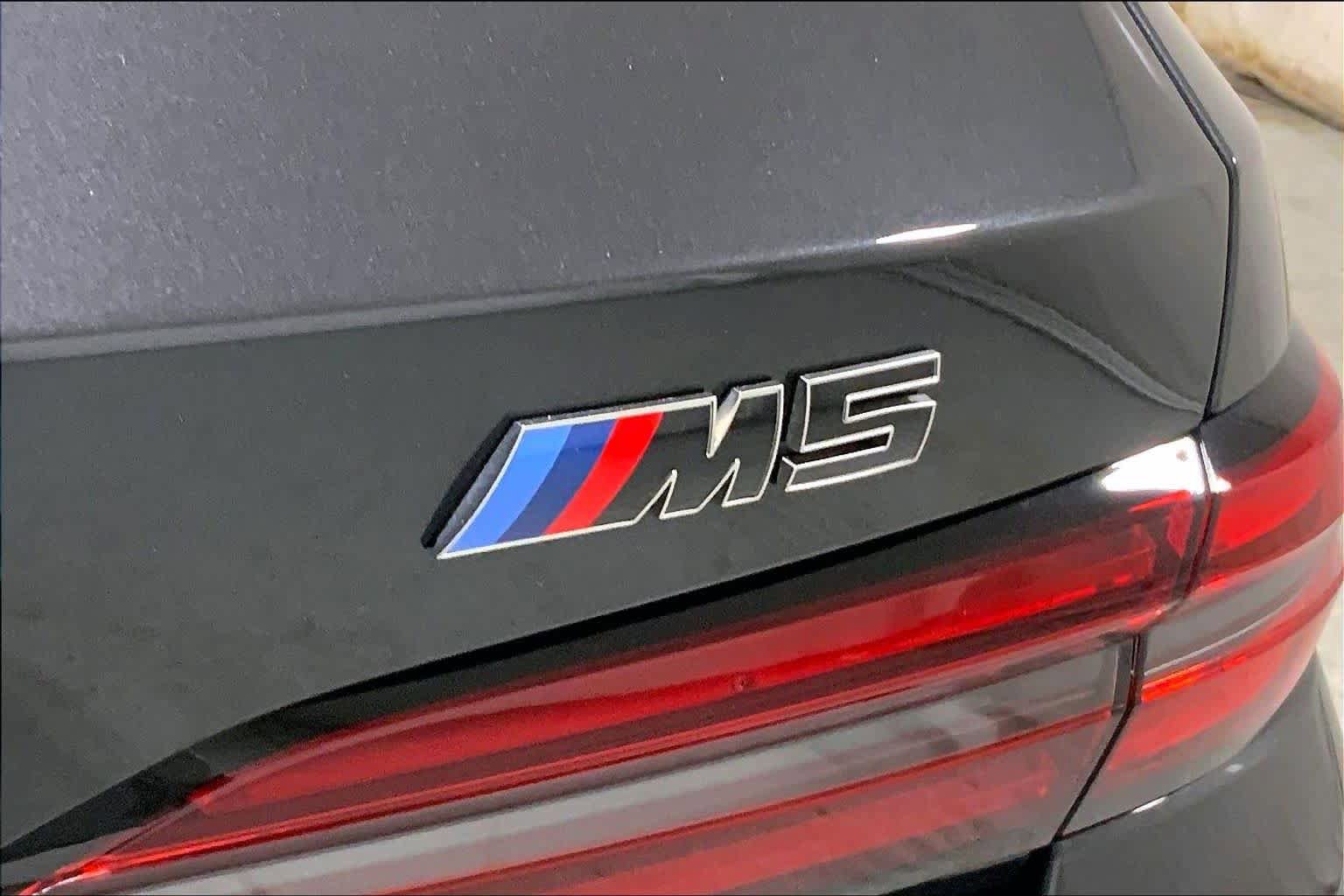 Used 2025 BMW M5 Touring w/ Executive Package AWD/4WD image 29