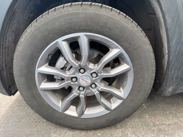 Used 2024 GMC Terrain SLT w/ Infotainment Package II image 12