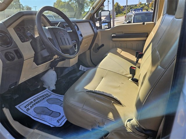 Used 2008 Ford F350 2WD Regular Cab Super Duty image 8