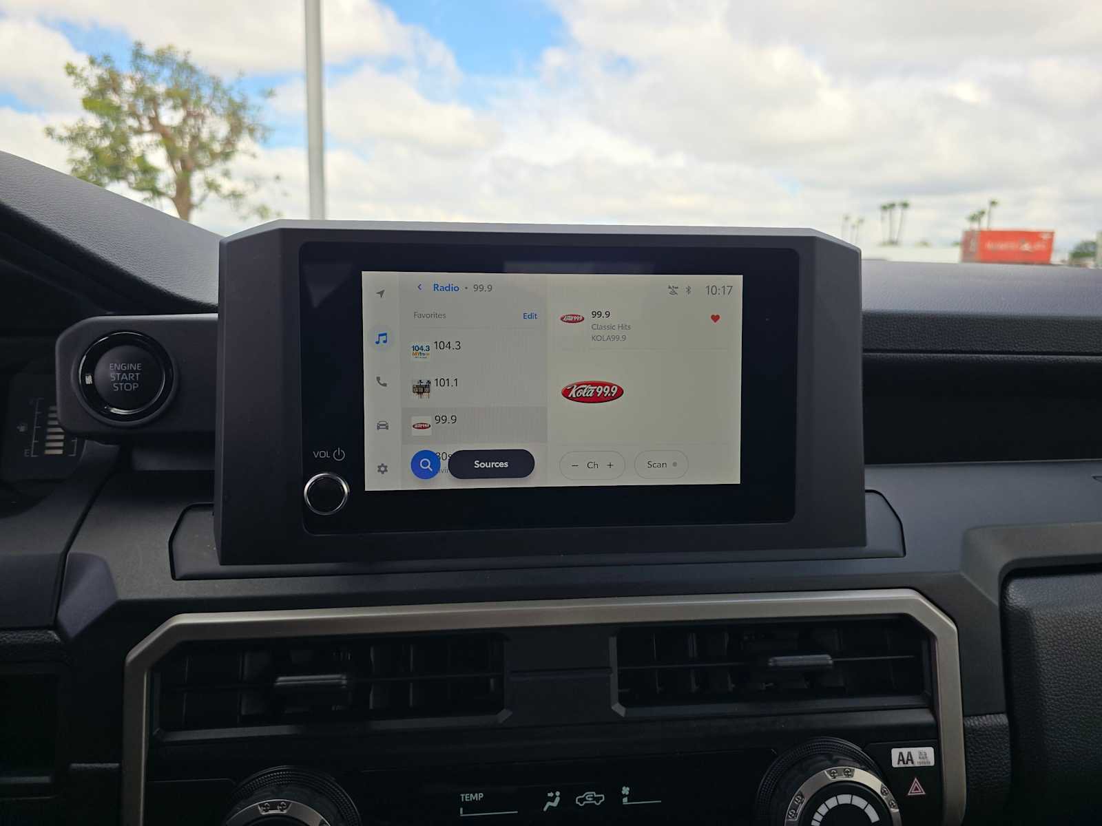Certified 2025 Toyota Tacoma SR RWD image 21