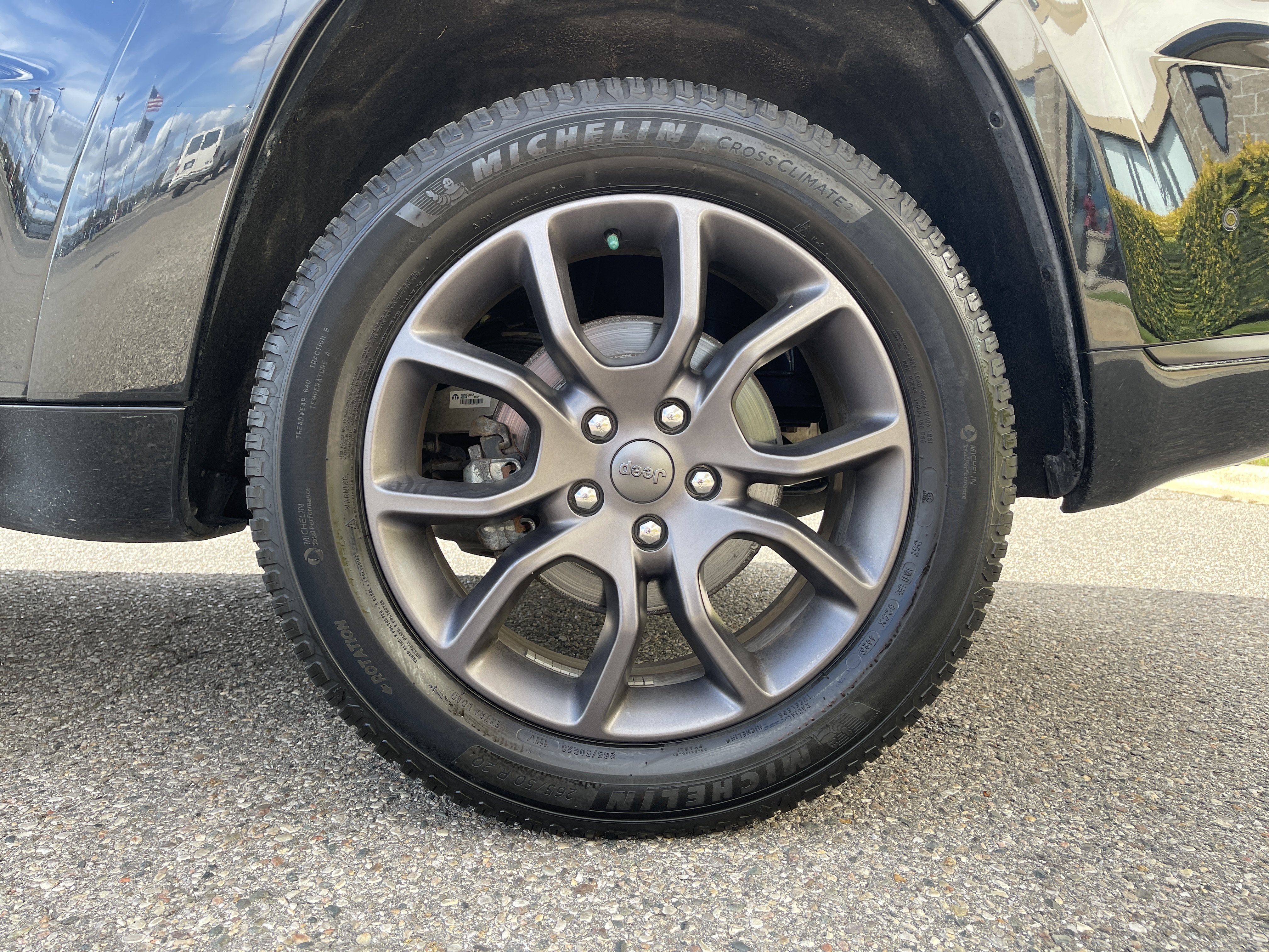 Used 2021 Jeep Grand Cherokee High Altitude AWD/4WD image 24