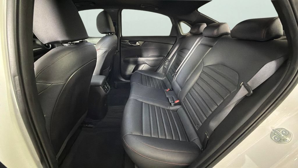 Used 2023 Kia Forte GT FWD image 27