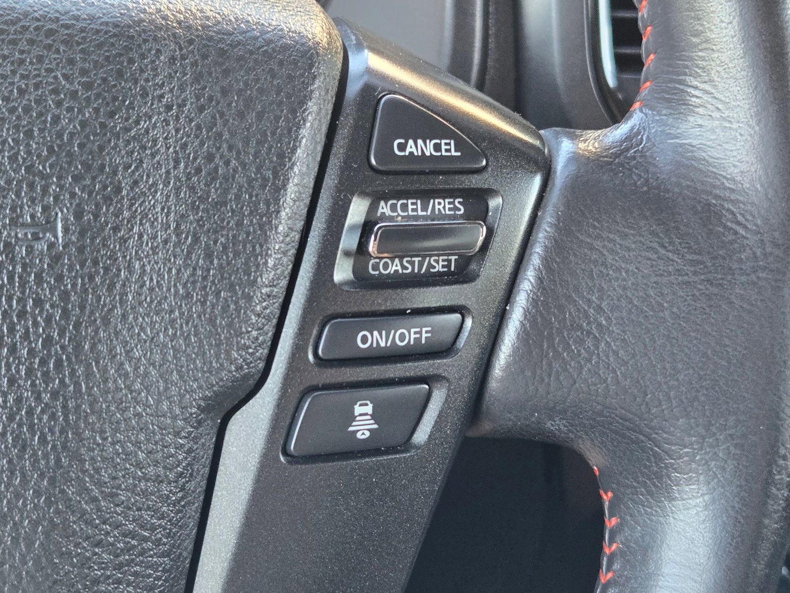 Used 2021 Nissan Titan PRO-4X w/ Pro-4x Convenience Package AWD/4WD image 31