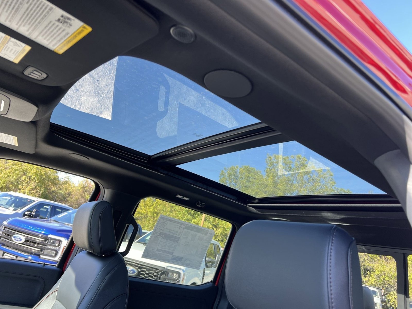 New 2025 Ford F150 Lariat w/ Equipment Group 502A High image 24