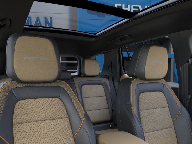 New 2025 Chevrolet Equinox ACTIV w/ Safety and Technology Package image 25