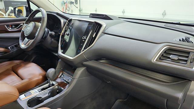 Used 2023 Subaru Ascent Touring AWD/4WD image 27