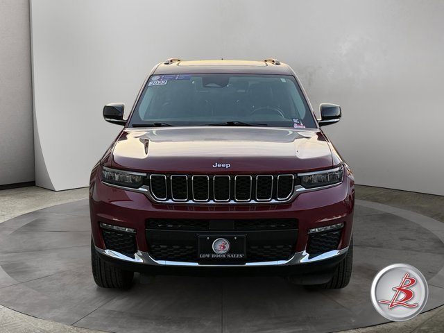 Used 2022 Jeep Grand Cherokee L Limited w/ Trailer Tow Group (B) AWD/4WD image 2