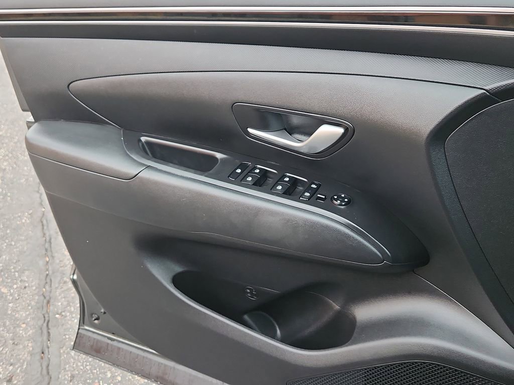 Used 2024 Hyundai Tucson Blue image 6